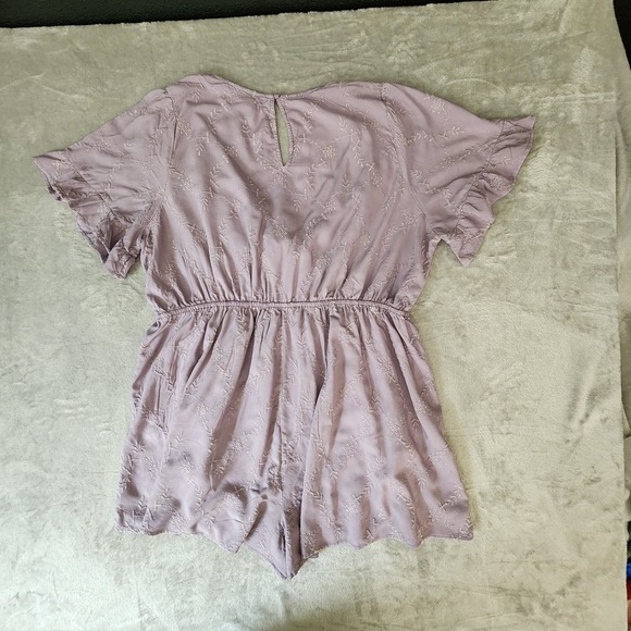 Festi Plus Size 2X Purple Short Sleeve Tie Front Romper w/ Embroidery - Picture 6 of 8